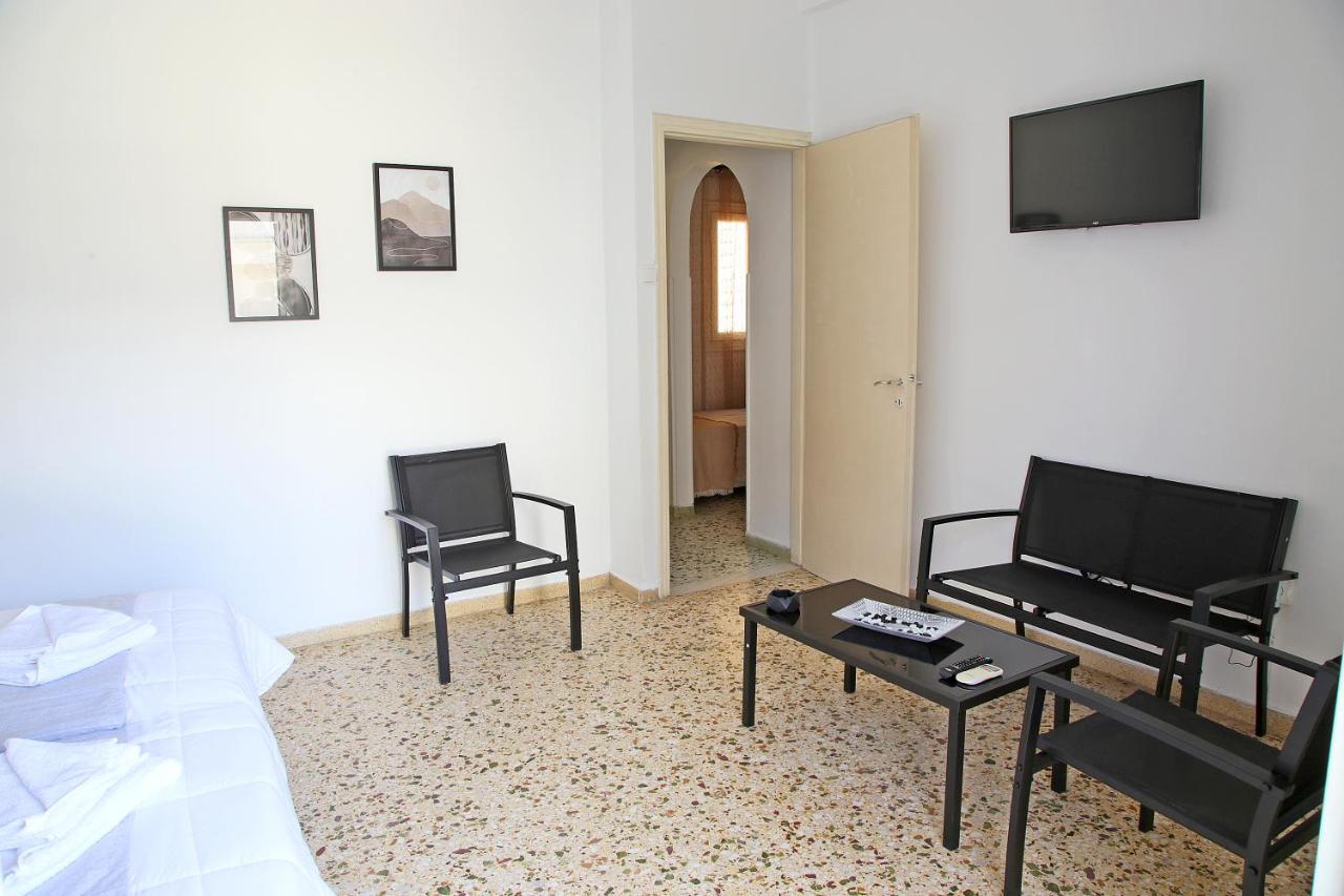 Renata Room By The Sea Near Airport Ártemida Kültér fotó
