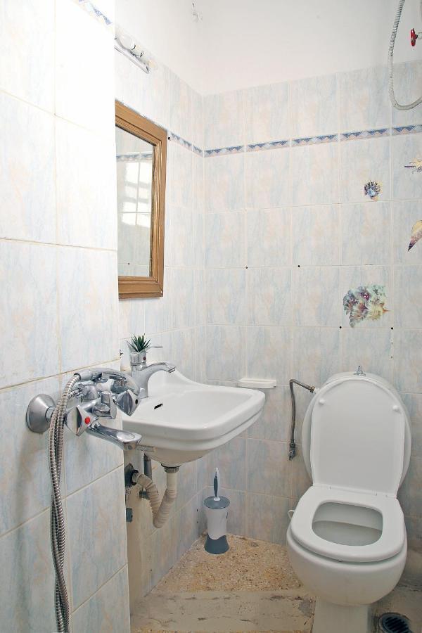 Renata Room By The Sea Near Airport Ártemida Kültér fotó